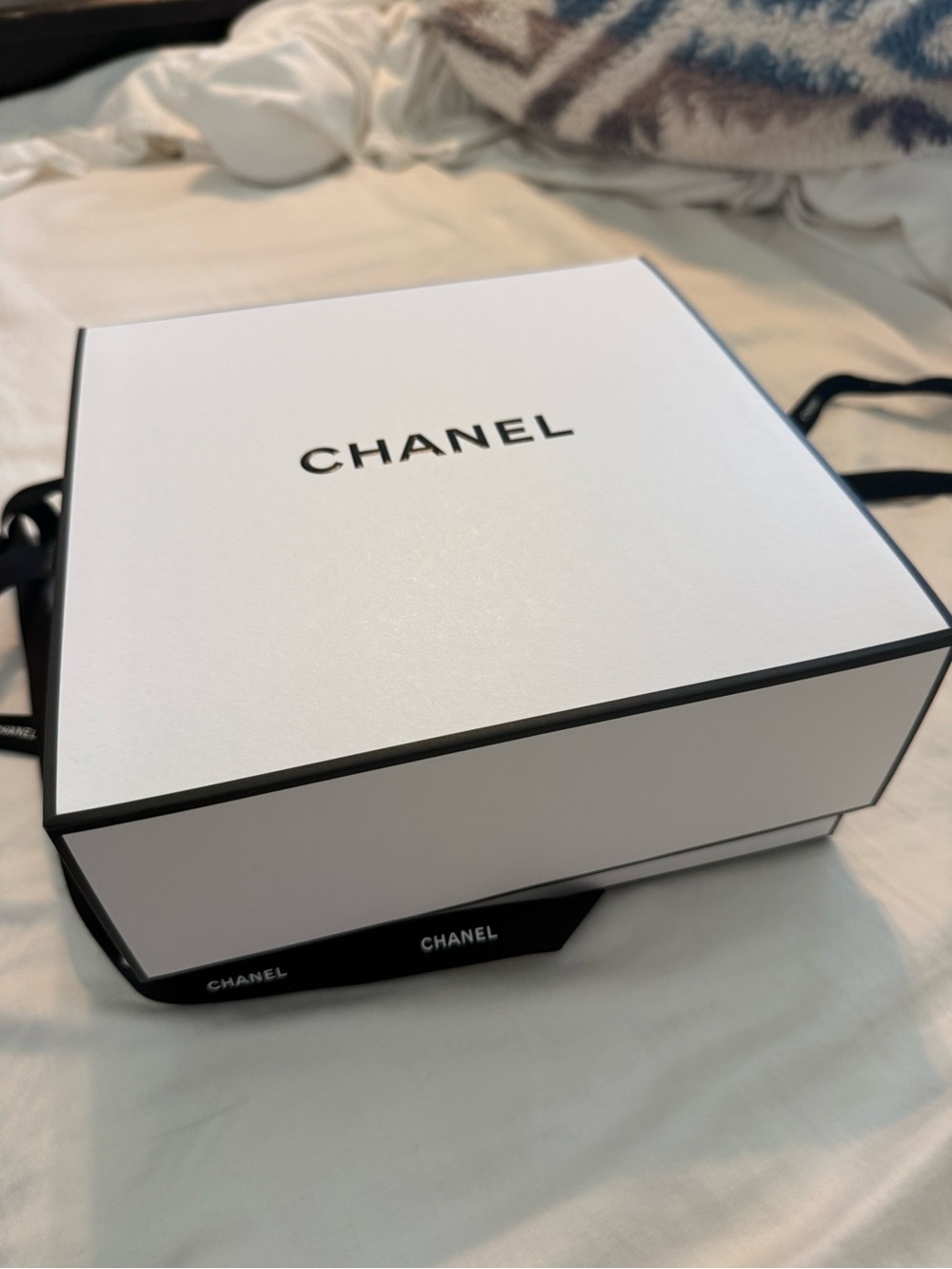 CHANEL Gift Box, Shopping Bag, Ribbon & Camellia Tissue Packaging - Picture 3 of 6